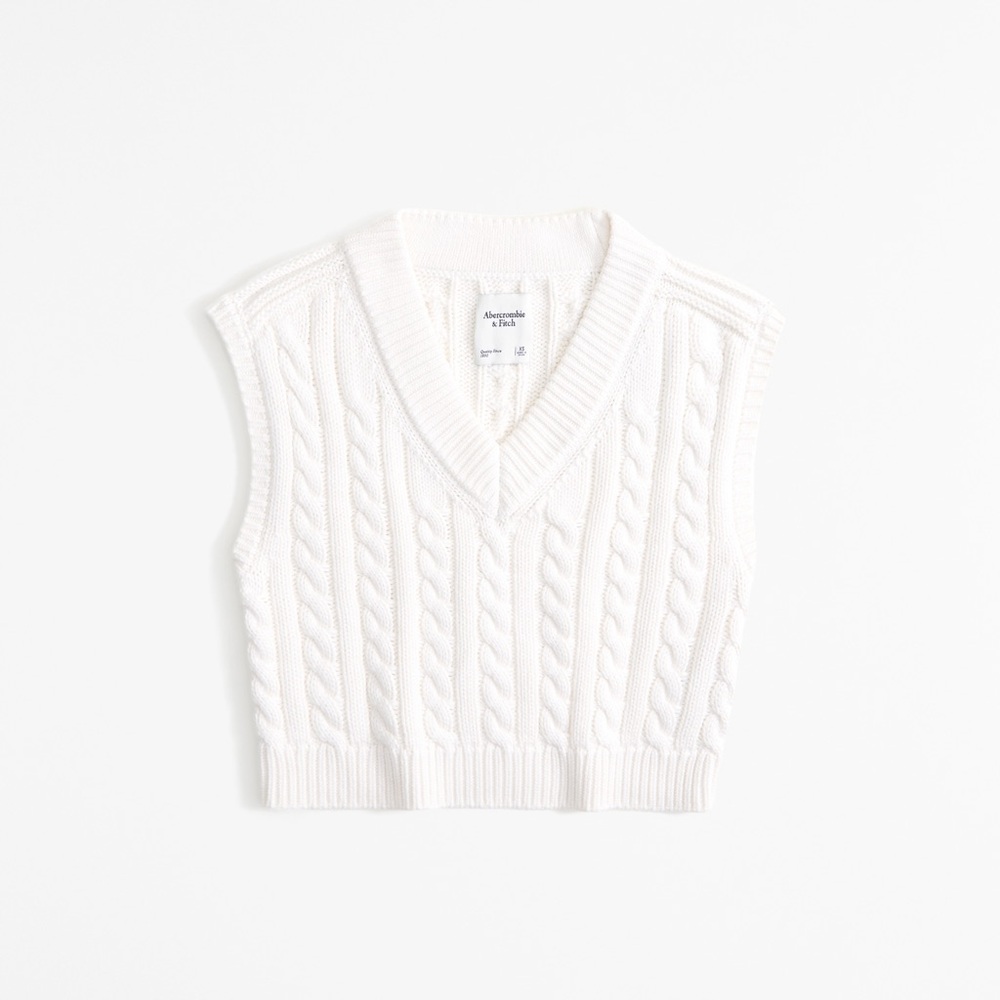NWOT // Abercrombie - Cable Knit Sweater Vest Top